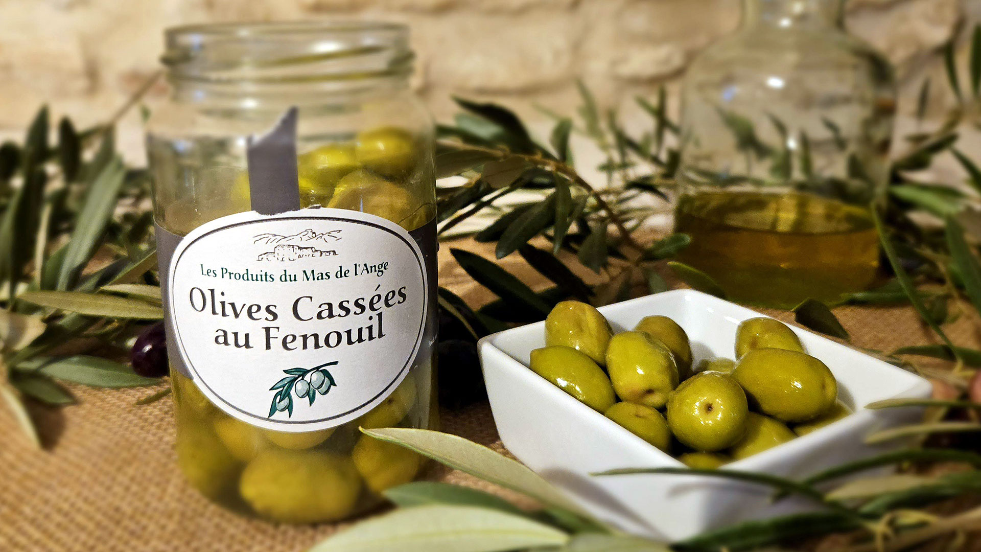 Olives cassées au fenouil Baux-de-Provence